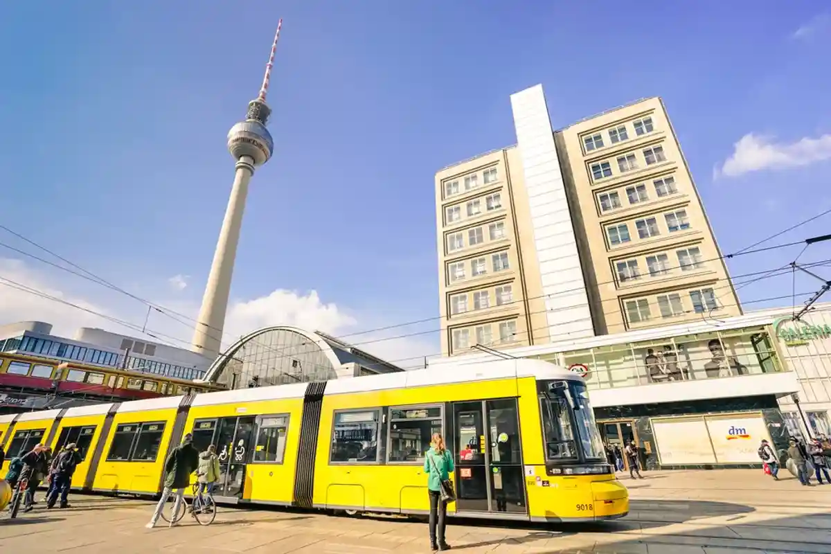 общественный транспорт в Германии / View Apart / shutterstock.com