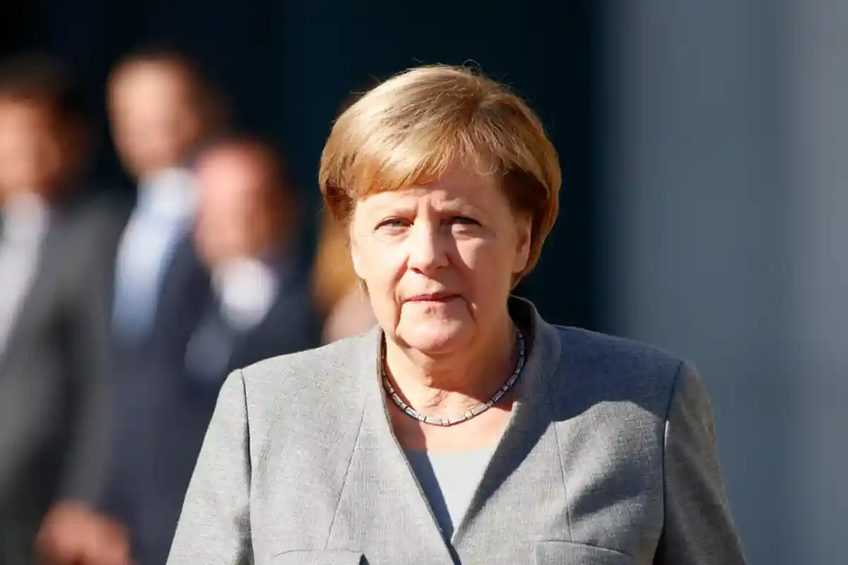 Немецкий канцлер Ангела Меркель отменила поездку в Израиль