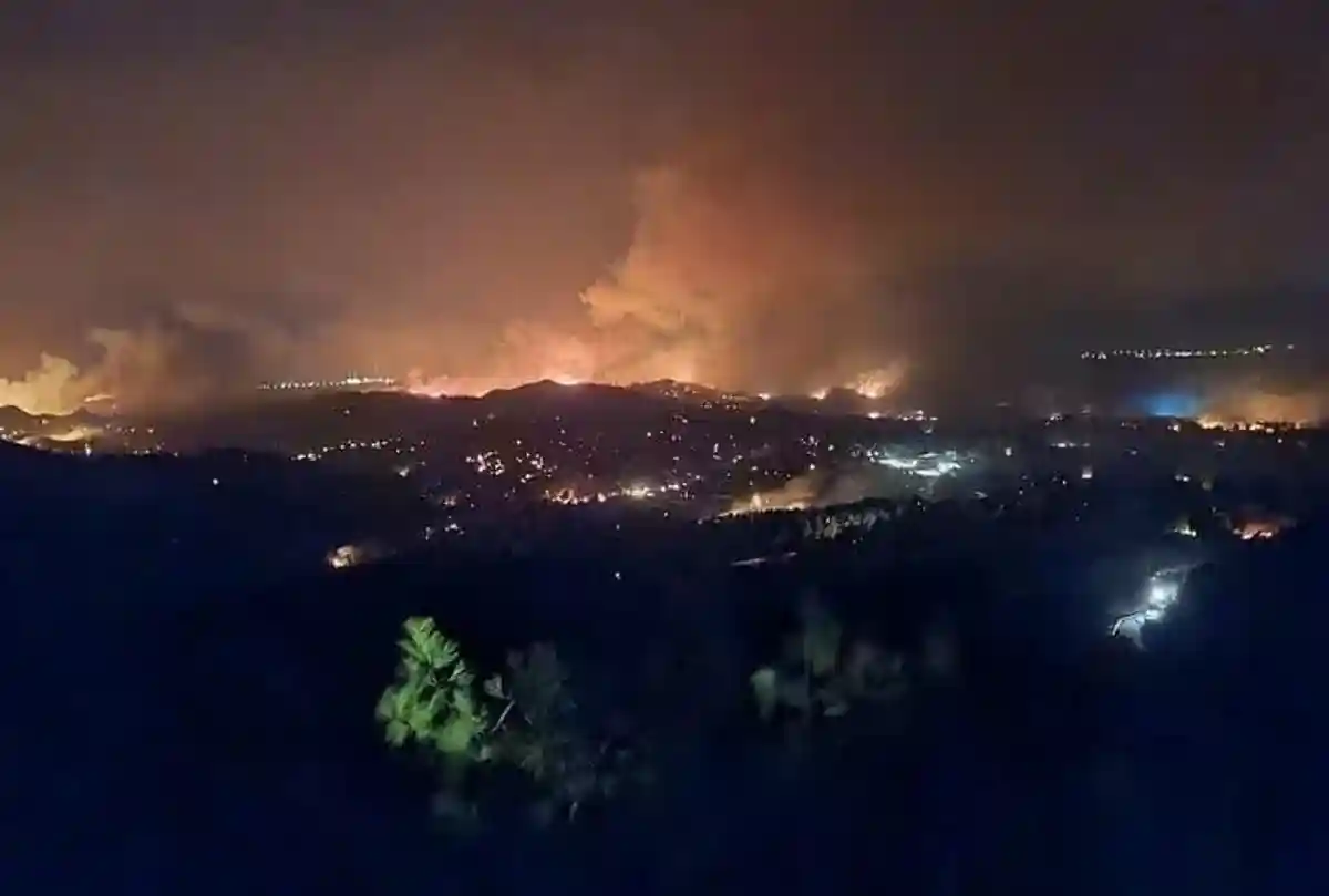 Пожар на острове Родос / Фото: Baklava Badman / twitter.com