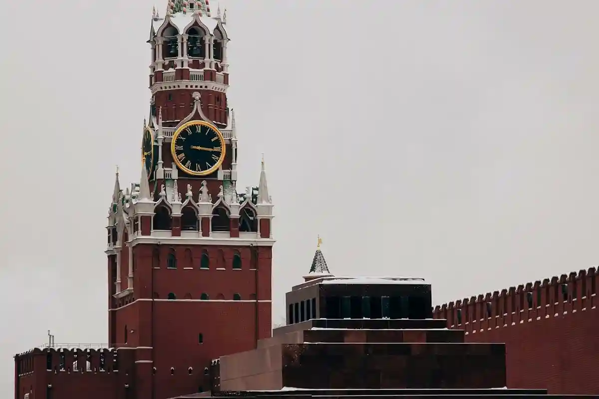 Кремль ведет свою игру. Фото: Michael Parulava / Unsplash.com