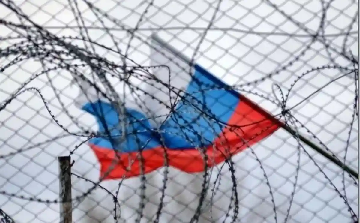 Тюрьма: массовый пыточный конвейер в России
