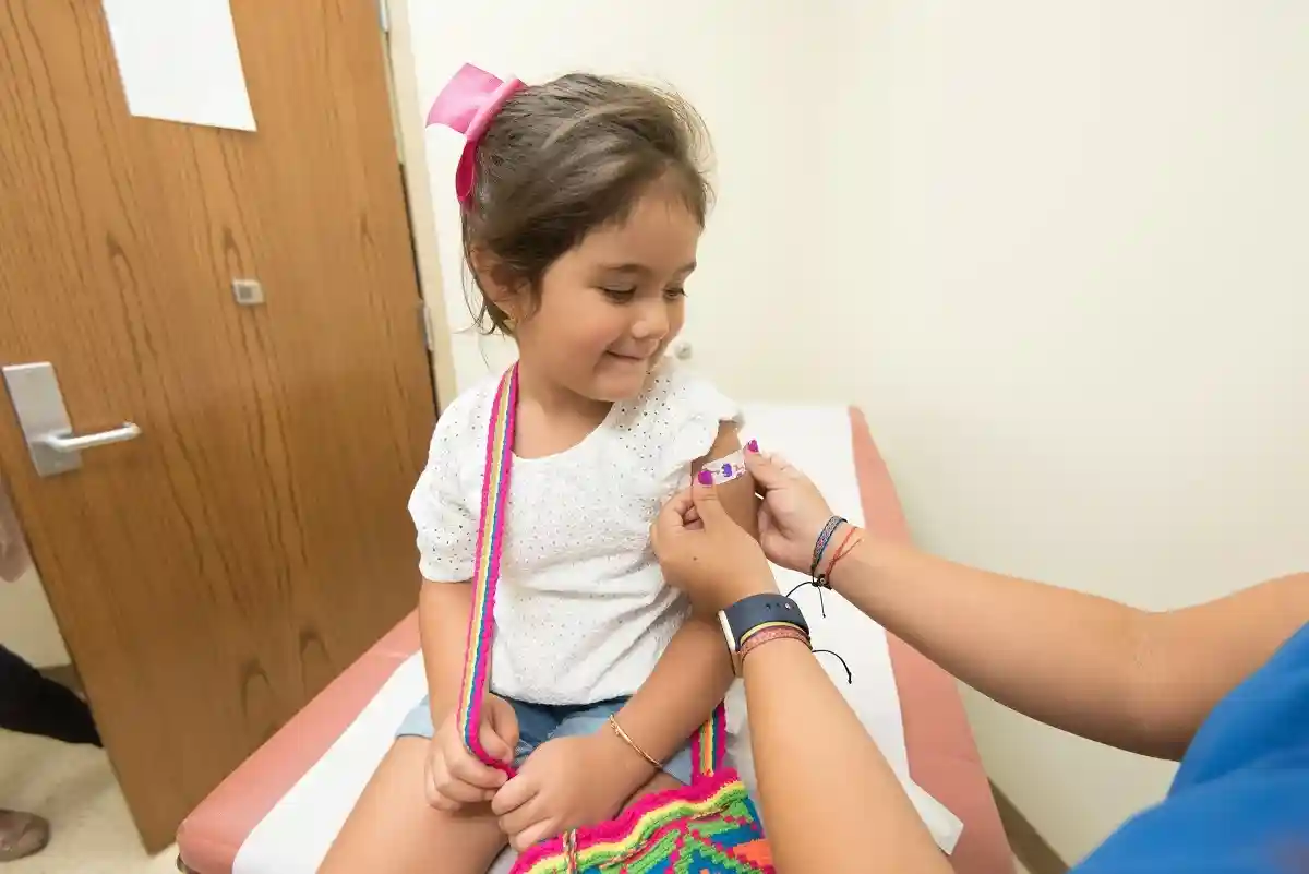 Массовая вакцинация детей. Фото: CDC / Pexels.com