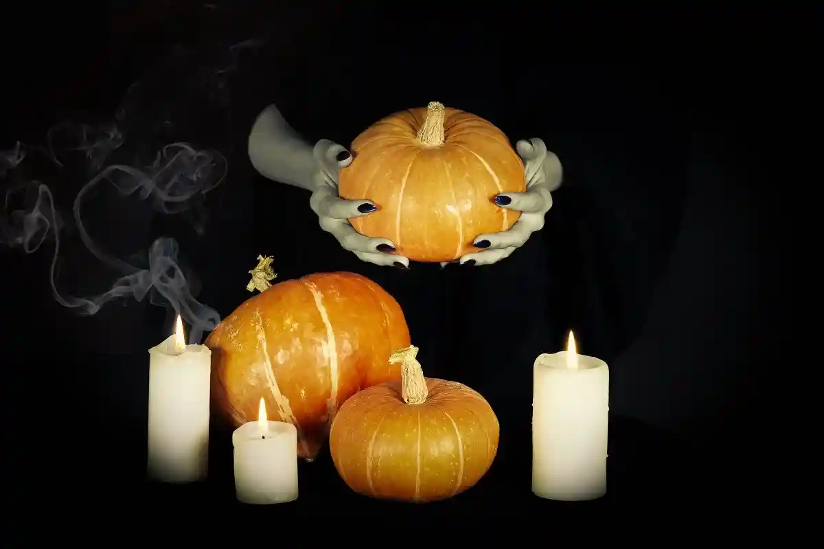 Самхейн или кельтский новый год, считают прародителем Хэллоуина. Фото: n.k.junky / shutterstock.com