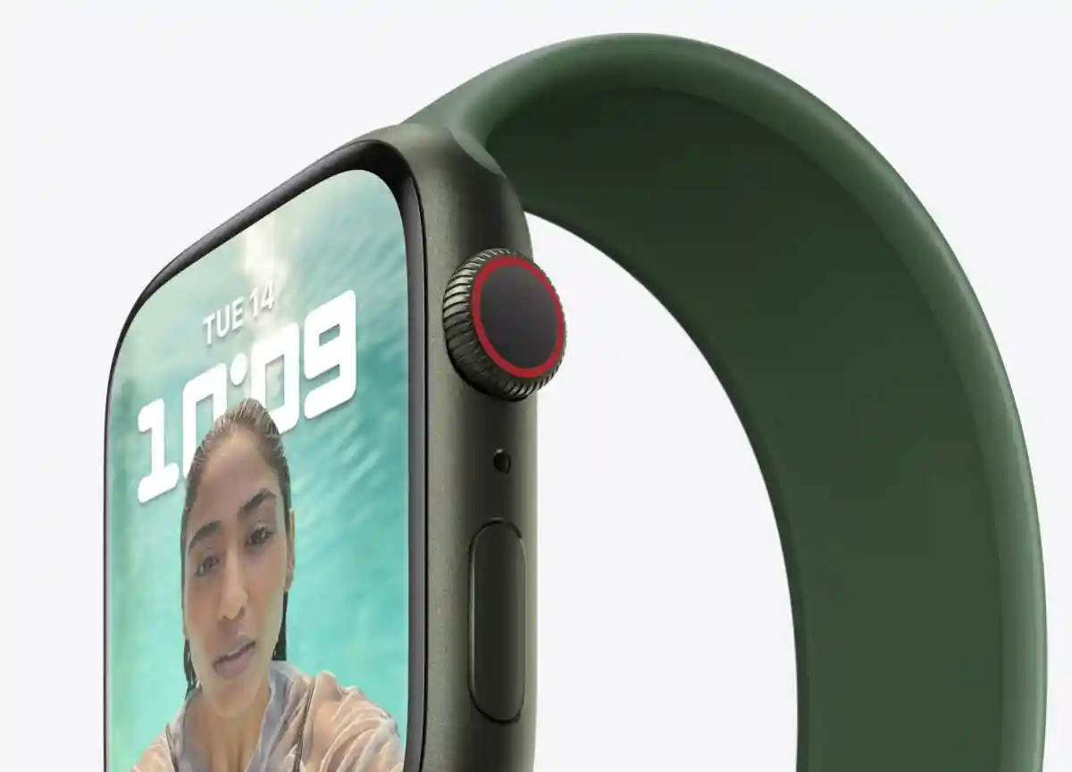 Ободок вокруг дисплея Apple Watch 7 значительно уменьшился, чтобы вместить больше экранного пространства. Фото: apple.com