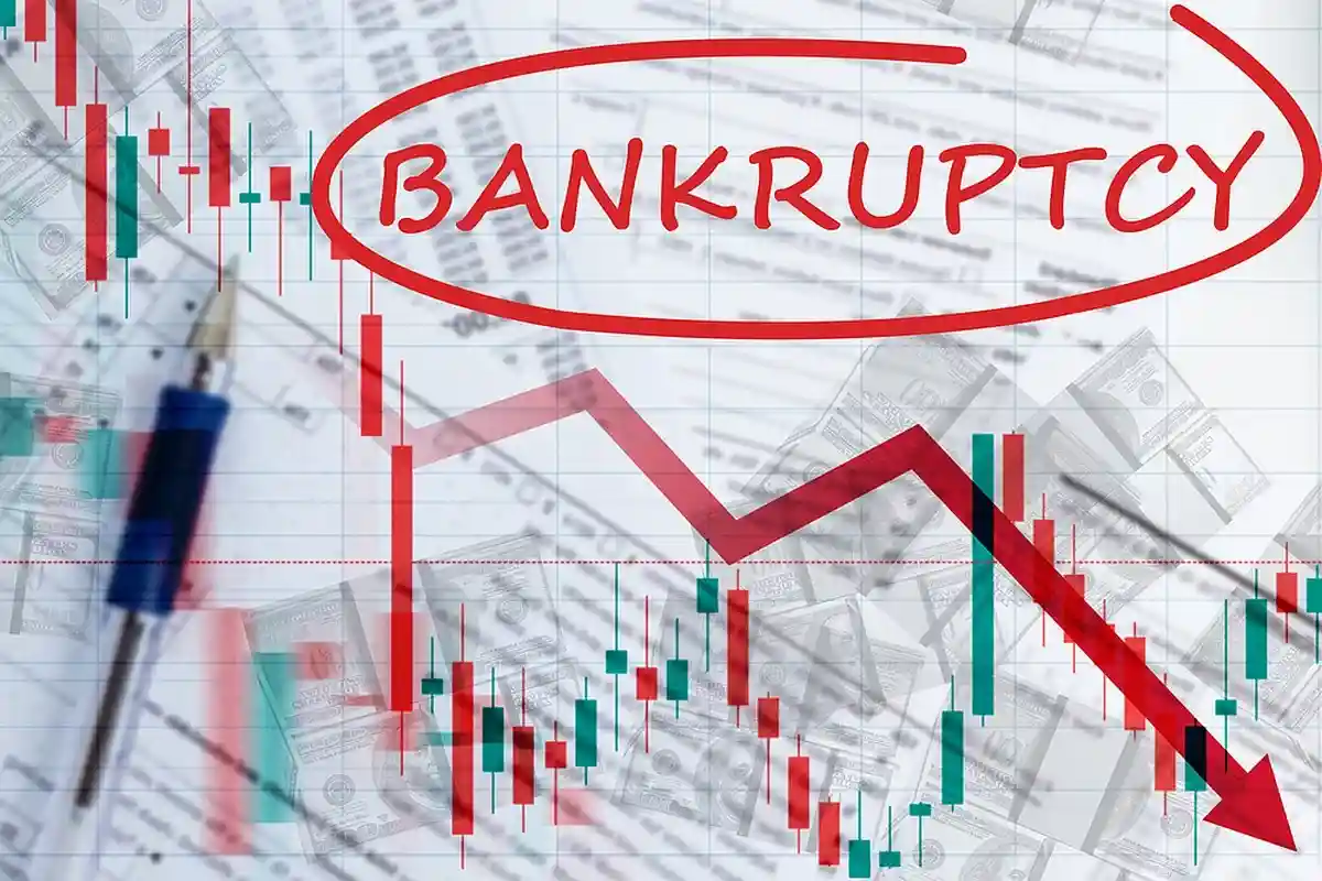 Банкротство - это выход из кризиса. FOTOGRIN / shutterstock.com