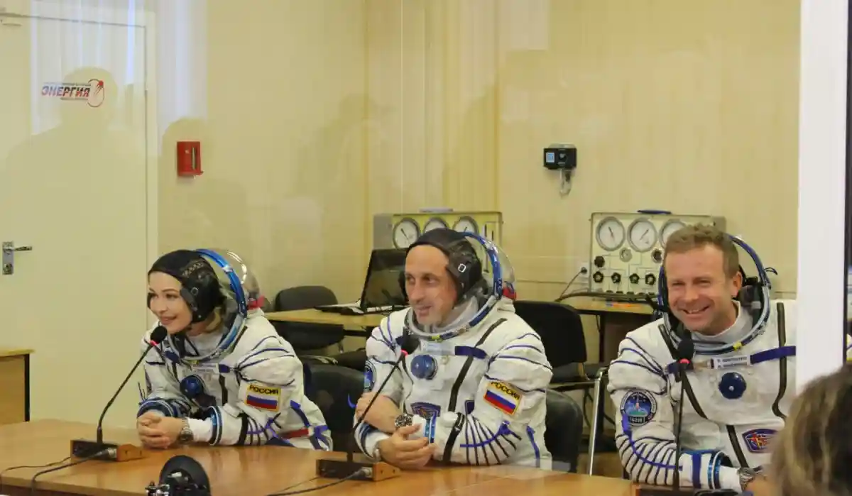 Космонавты дают интервью Фото: Роскосмос/Facebook