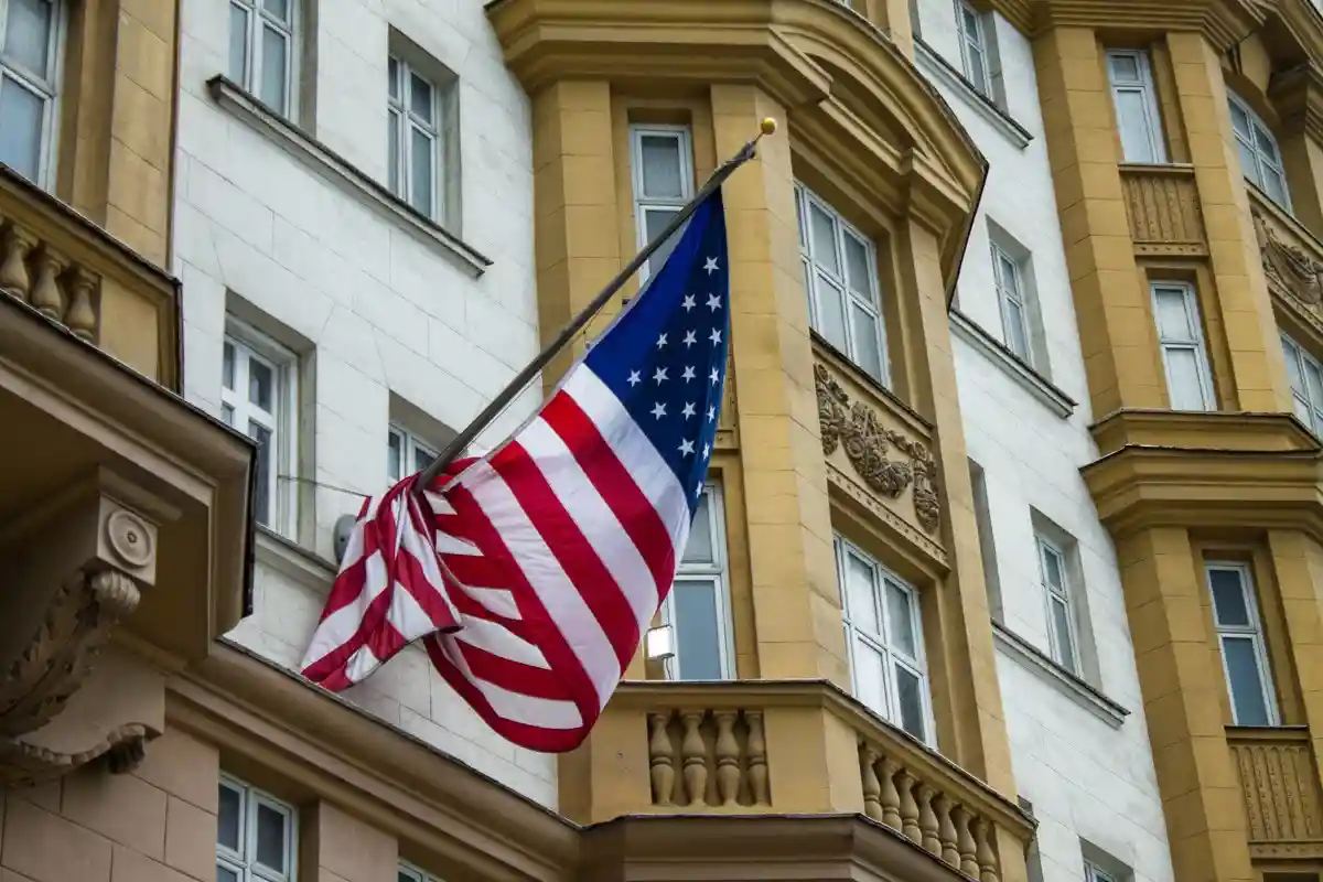 Посольство США в Москве. Фото: Sofia Voronkova / Shutterstock.com