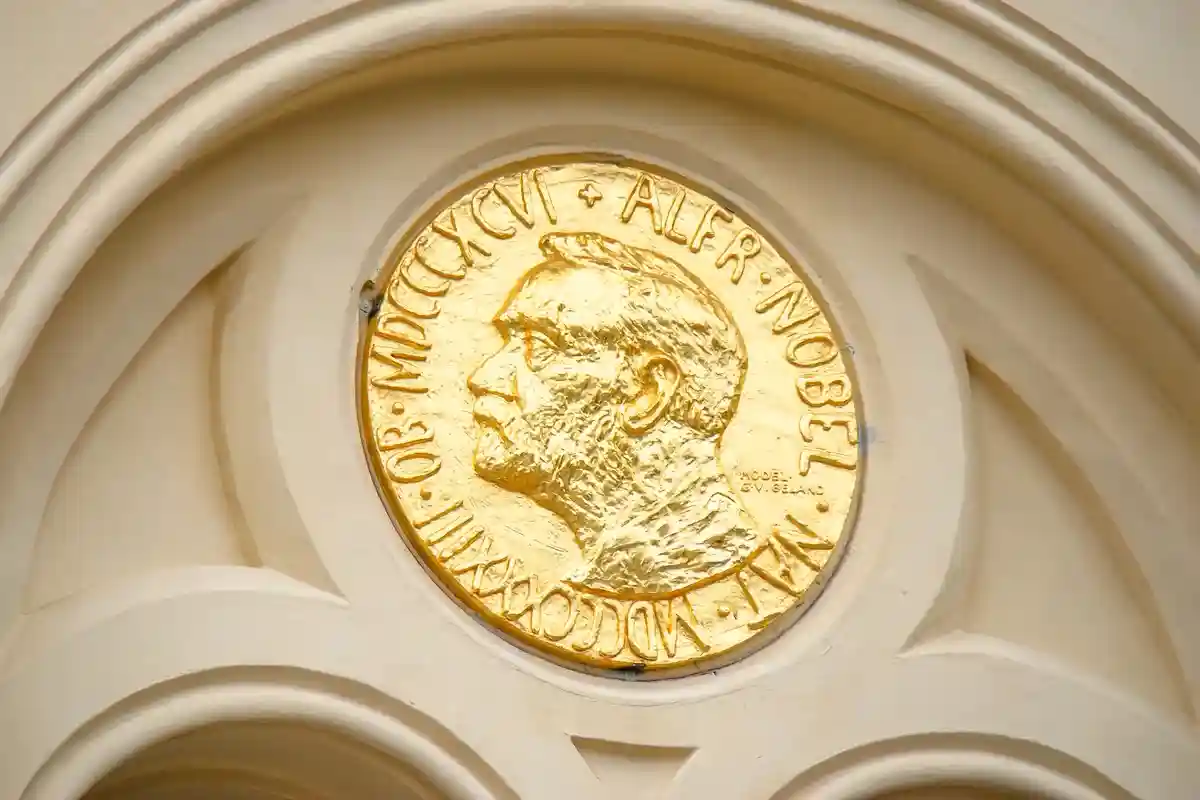 Нобелевская премия по экономике. Marek Rybar /shutterstock.com