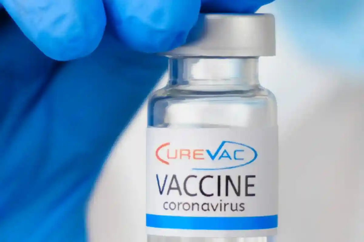 Вакцина Curevac. Фото: Vladimka production/Shutterstock.com