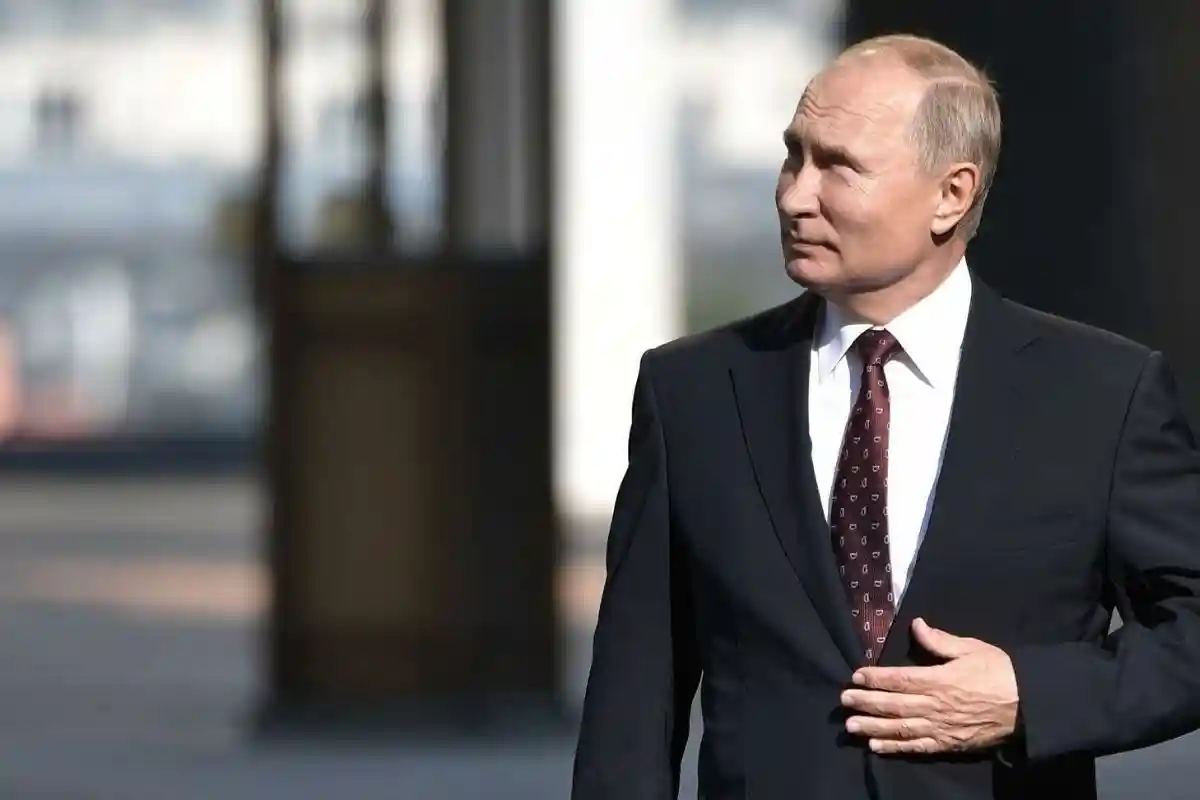 Особый четверг: Путин отмечает 69-летие фото 1