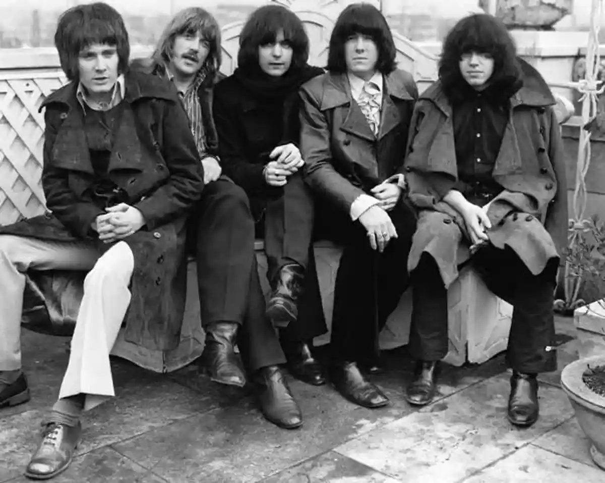 Первый состав Deep Purple (Род Эванс, Джон Лорд, Ричи Блэкмор, Ник Симпер, Иэн Пэйс), 1969. Фото: Wikipedia.org 