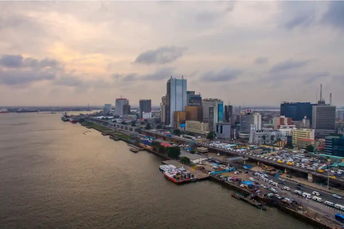 Лагос, Нигерия. Фото: bolarzeal / shutterstock.com 