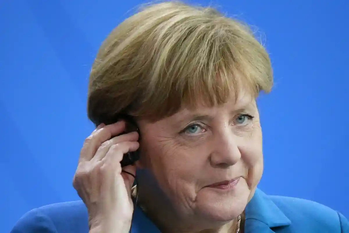 По мнению Ангелы Меркель, нынешняя ситуация с распространением является критической. Фото: 360b / Shutterstock.com 
