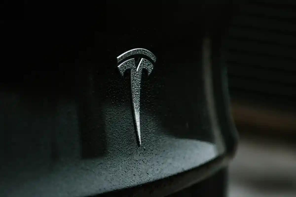 Сотрудники Tesla в ФРГ намерены создать производственный совет. Фото: Austin Ramsey/Unsplash.com