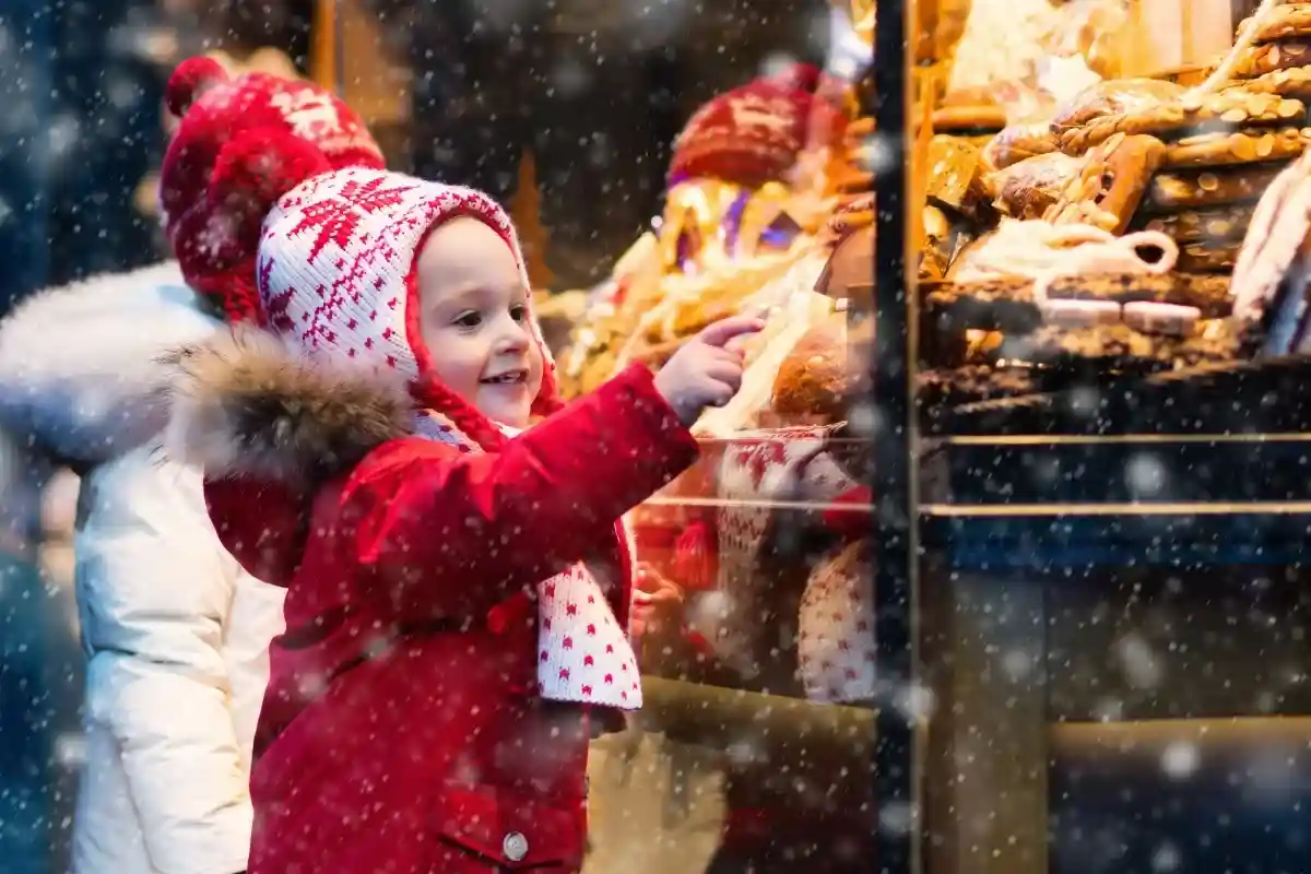 В рамках рождественской ярмарки в Дуйсбурге пройдут мероприятия для всей семьи. Фото: FamVeld / Shutterstock.com