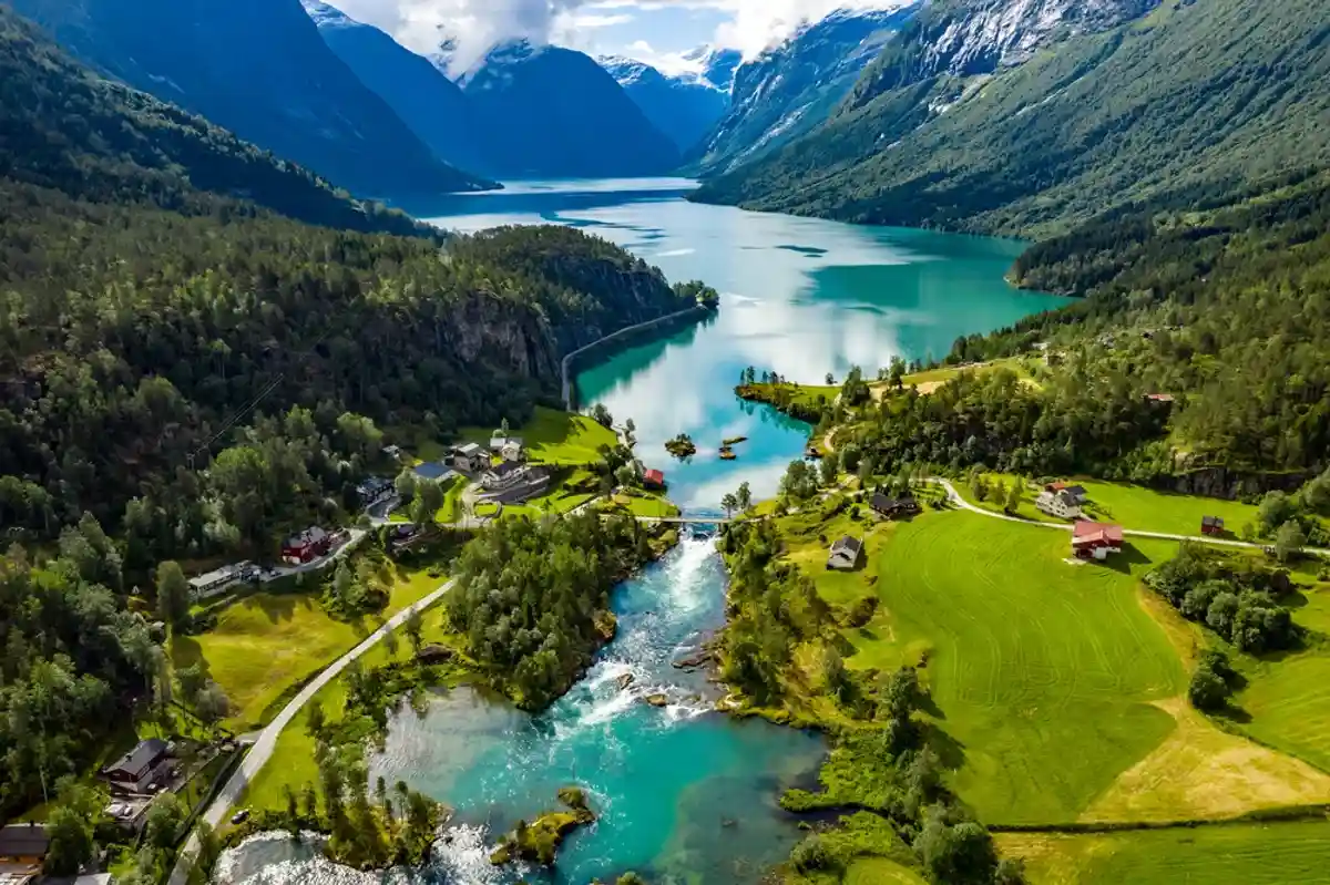 Норвегия, Лодальская долина. Фото: Andrey Armyagov / shutterstock.com