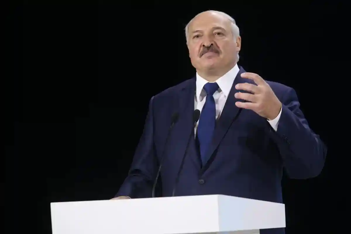 Лукашенко: «Если мы развяжем здесь войну, будет втянуто НАТО и Россия»
