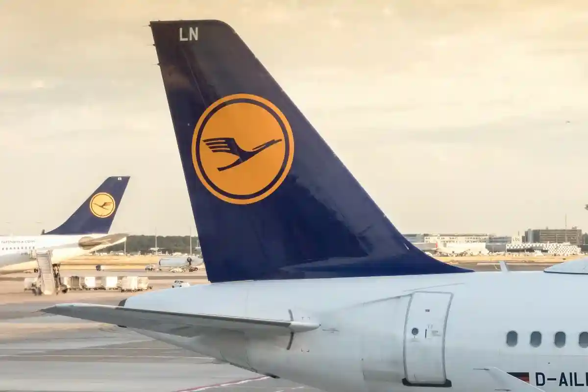 Ранее, в октябре, Lufthansa также раньше намеченного срока выплатила €1,5 млрд долга государственному стабфонду. Фото: RUBEN M RAMOS / Shutterstock.com 