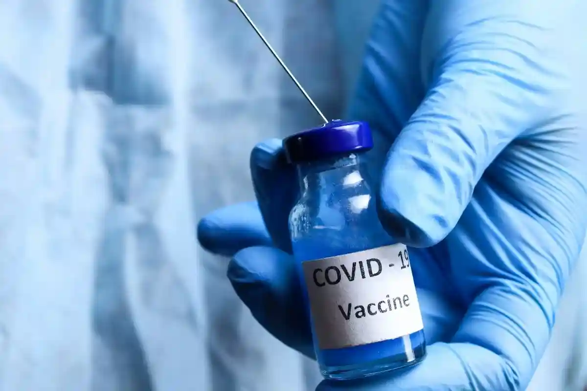 Может ли негативный эффект от вакцинации проявиться спустя годы?