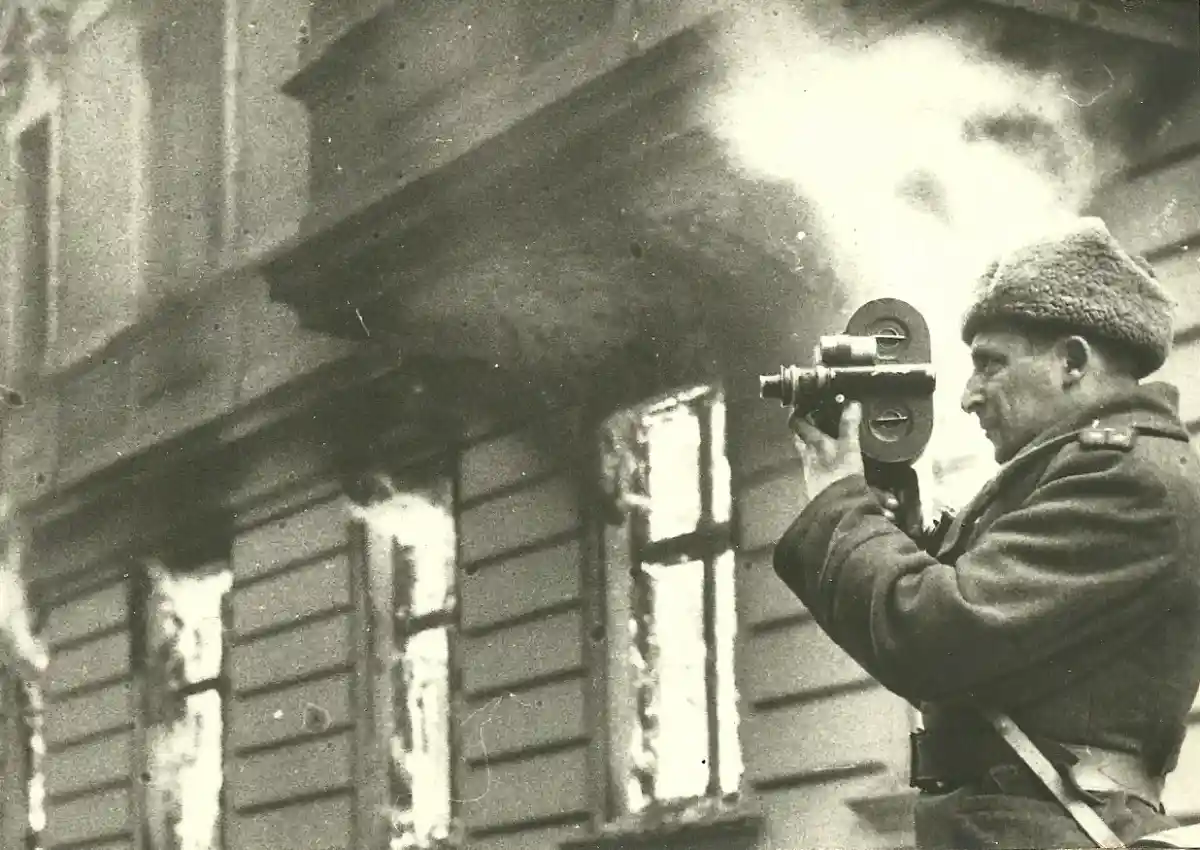 Илья Аронс в Берлине. Май 1945 года. Фото: пресс-служба Еврейского музея