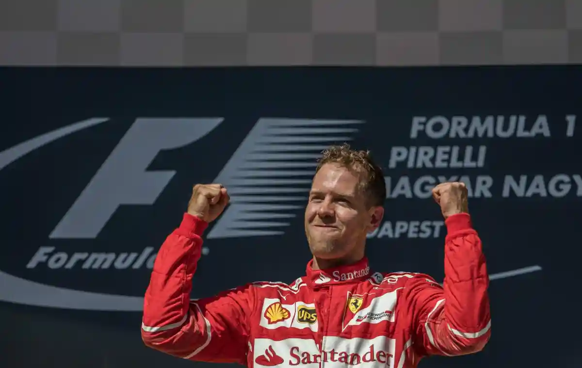 Четырёхкратный чемпион мира в классе Формула-1 Себастьян Феттель поддерживает ограничение скорости на автобанах Германии. Фото: Twitter.com