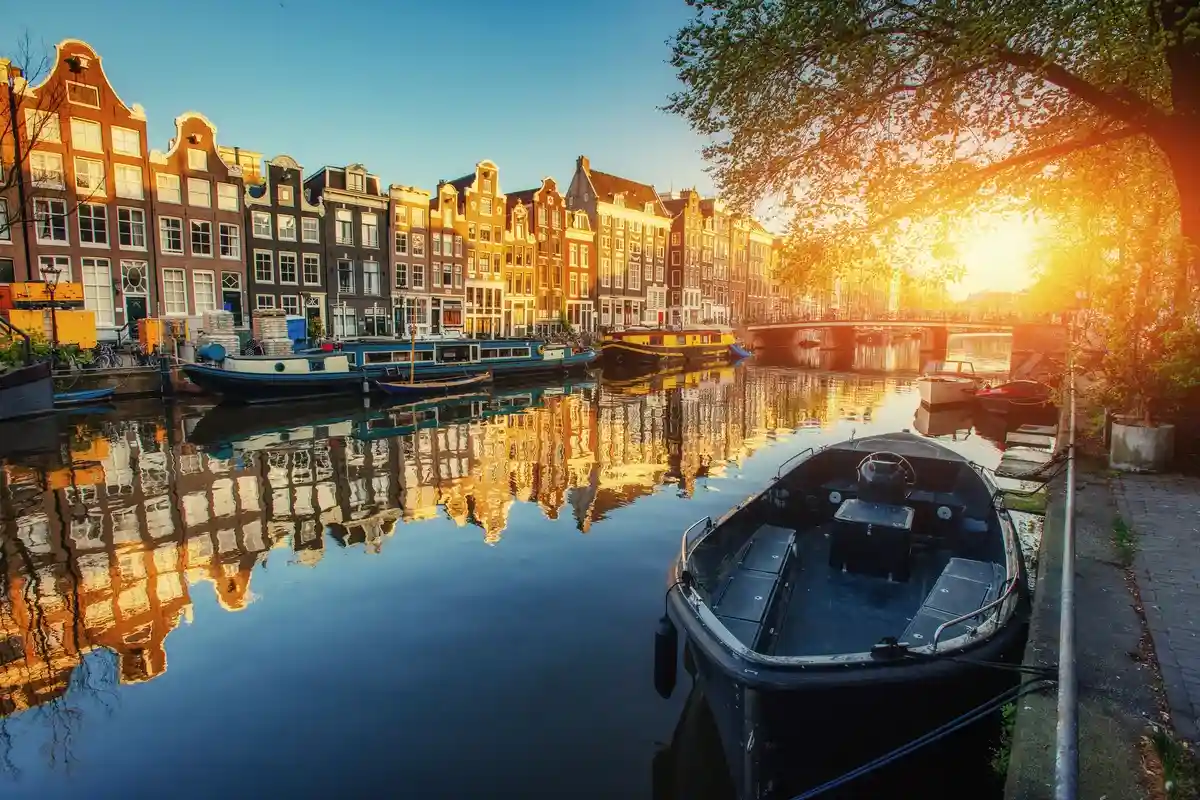 Амстердам. Фото: Standret / shutterstock.com