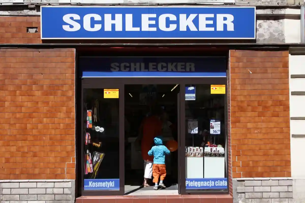 Аптека Schlecker в Тарновских горах в 2011 году Фото: Tupungato/Shutterstock.com
