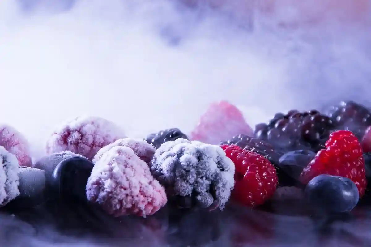 Как правильно хранить ягоды в холодильнике. Фото: Sarah Meyer / Flickr.com