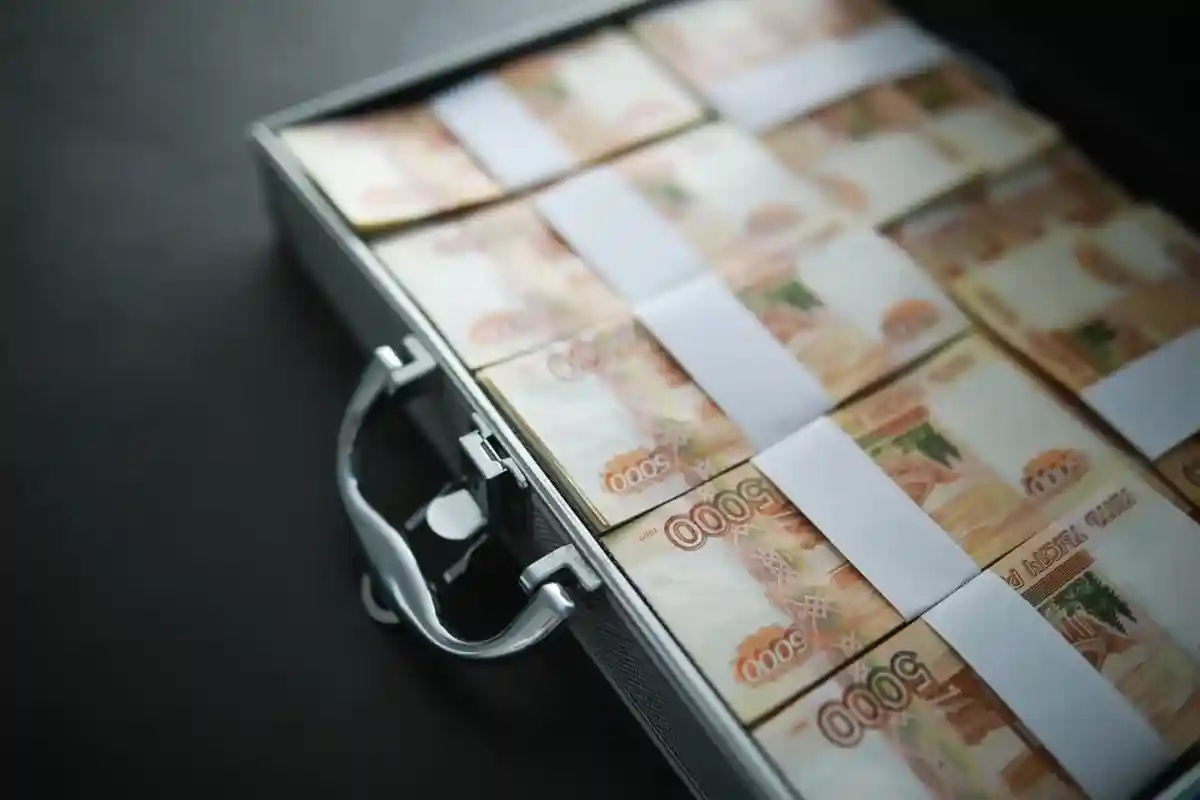 Эксперты оценили коррупционный рынок России почти в 6,6 трлн руб. Фото: alexkich / shutterstock.com