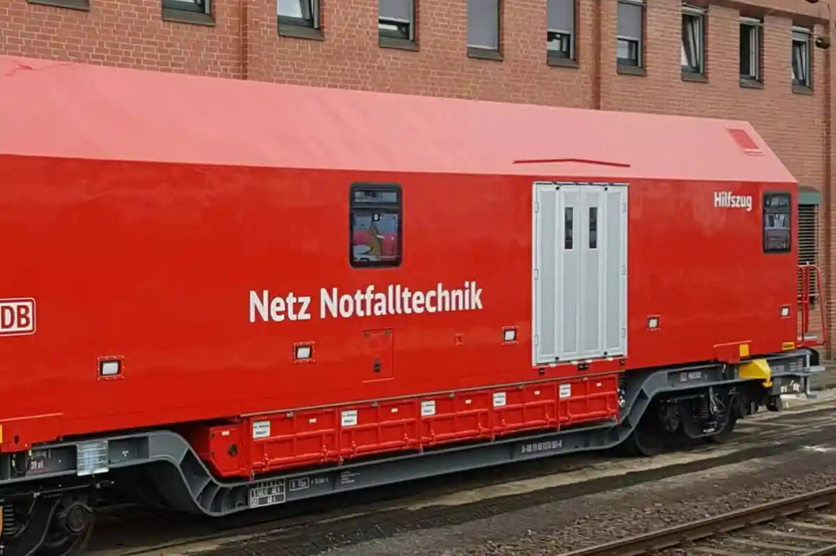 Локомотив поезда DB Netz Notfalltechnik Hilfszug Фото: commons.wikimedia.org