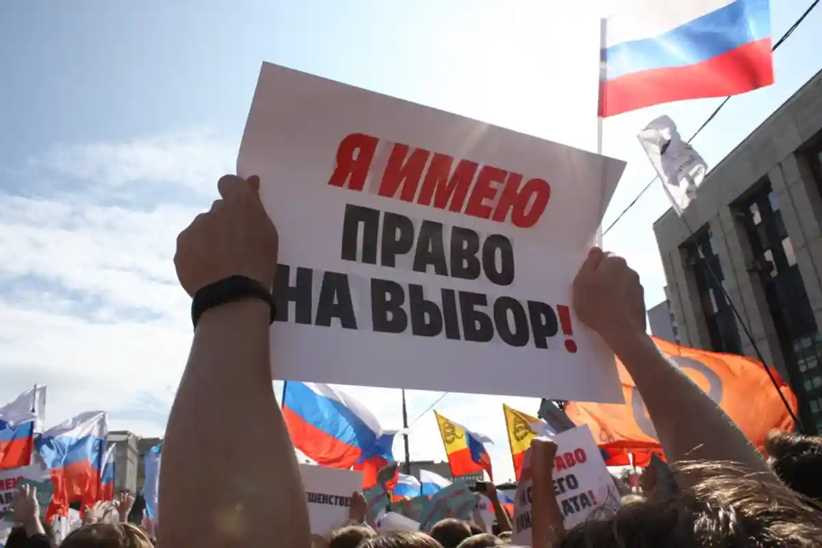 Новый глава ЦИК в России вызвал в итоге еще большую волну протестов. Фото: Daria Ustinova / shutterstock.com