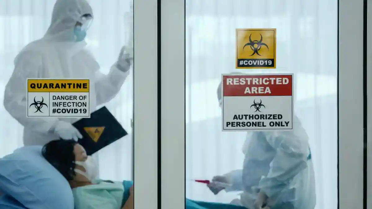 Ужесточение правил против коронавируса в больницах Боттропа. Фото: Mongkolchon Akesin / shutterstock.com