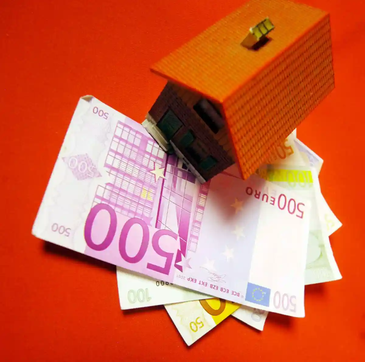 Цены на аренду жилья в Германии. Фото: elmar gubisch / shutterstock.com