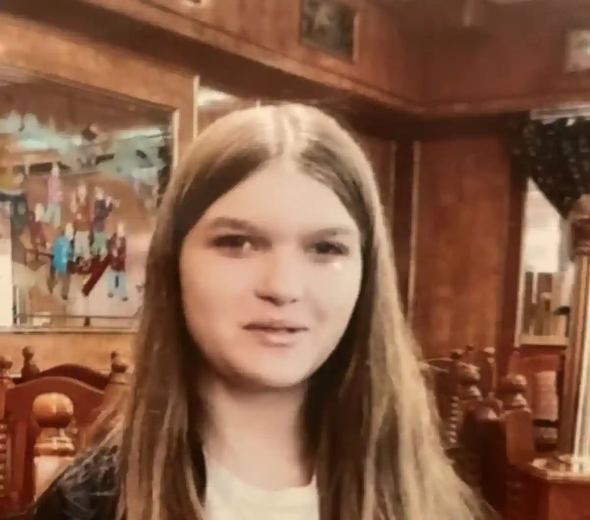 Пропала 15-летняя девочка Лиза В. Фото: https://www.presseportal.de/blaulicht/pm/44143/5113831