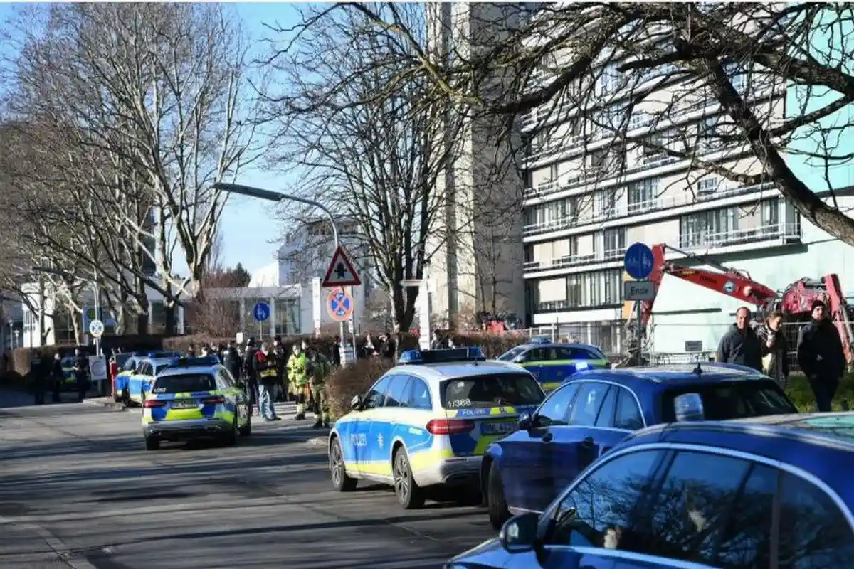 Жестокий расстрел в Гейдельберге. Фото: @ziamxq / twitter