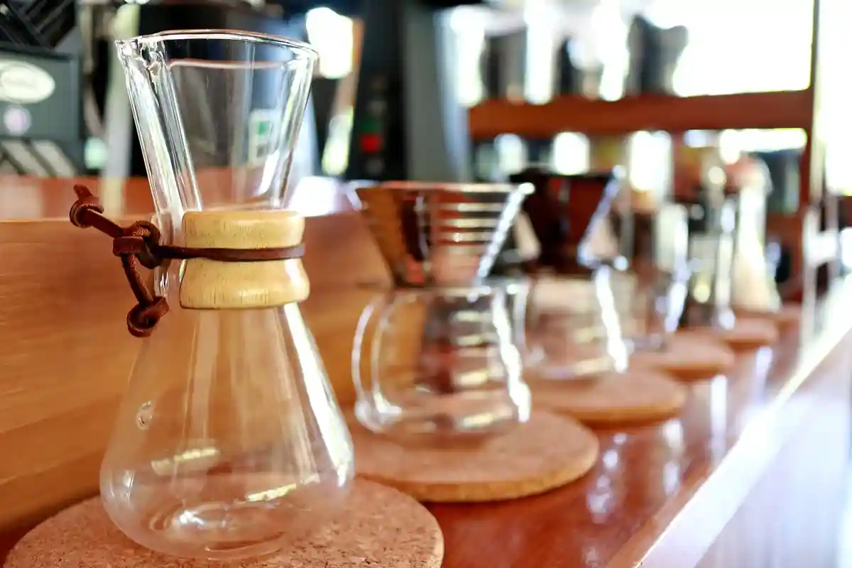 Оборудование для приготовления кофе Фото: onyengradar / Shutterstock.com