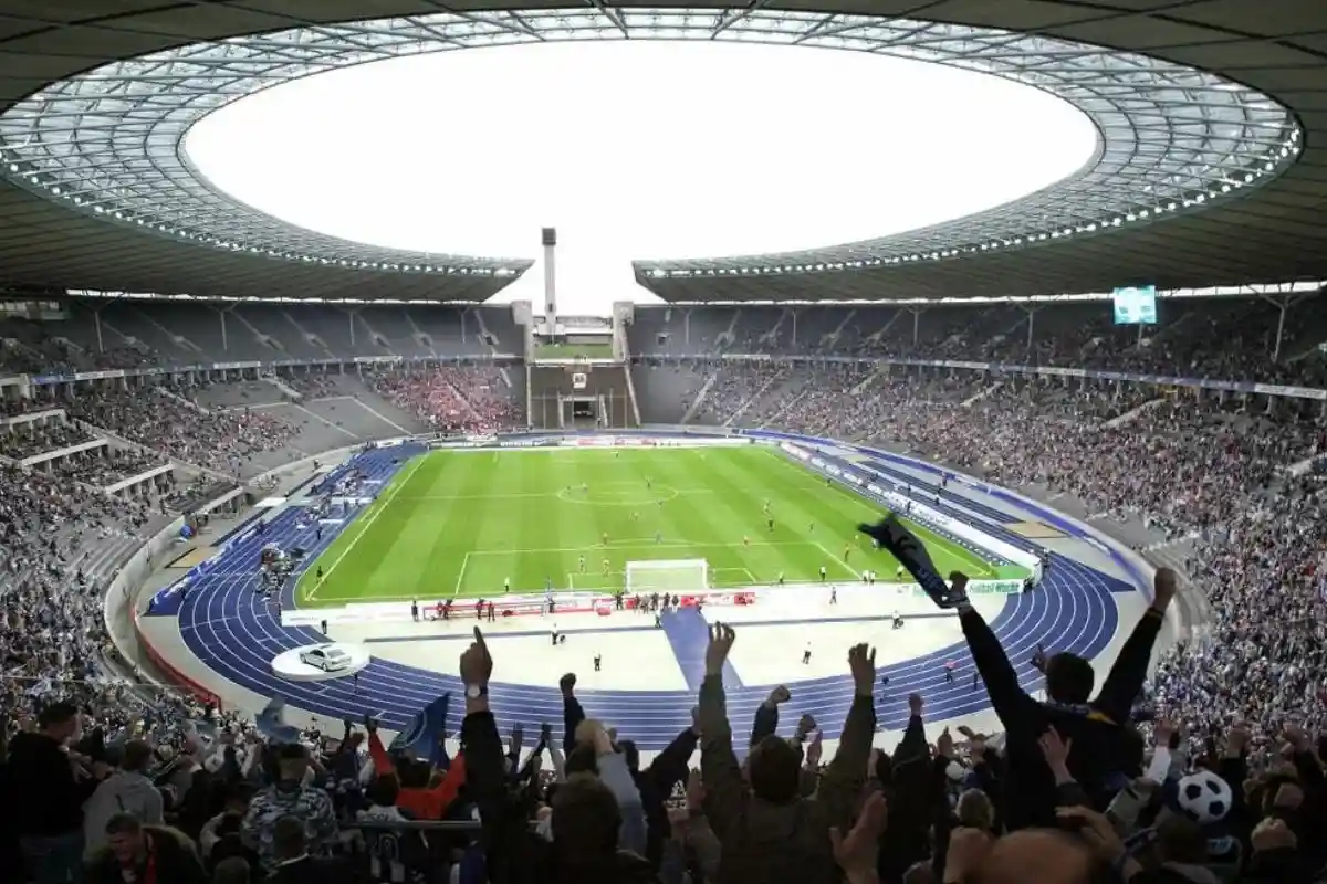 Допустимое число зрителей на стадионах Берлина увеличили. Фото: World_Stadiium / twitter.com