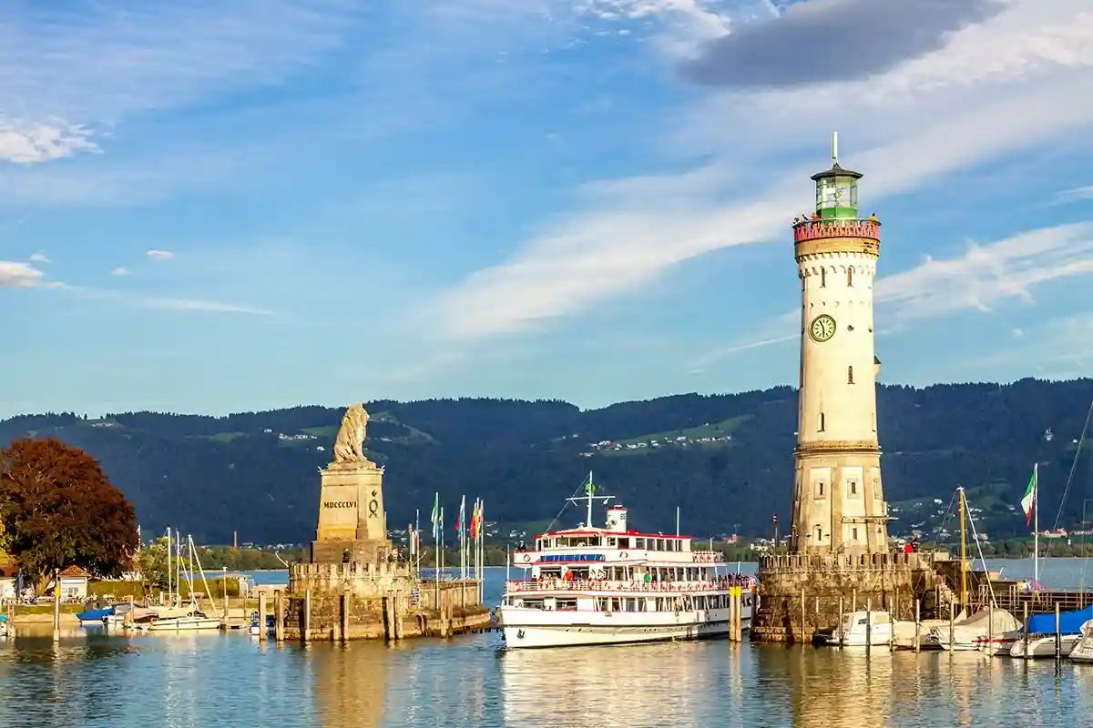 Городу была уготована судьба стать крупнейшим портом Баварии. Фото: Sina Ettmer Photography / shutterstock.com