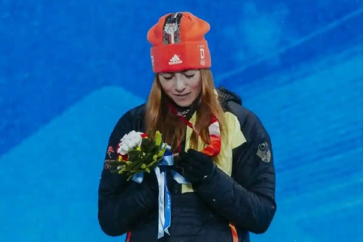 Немецкая лыжница Майер вынуждена отказаться от медали из Пекина