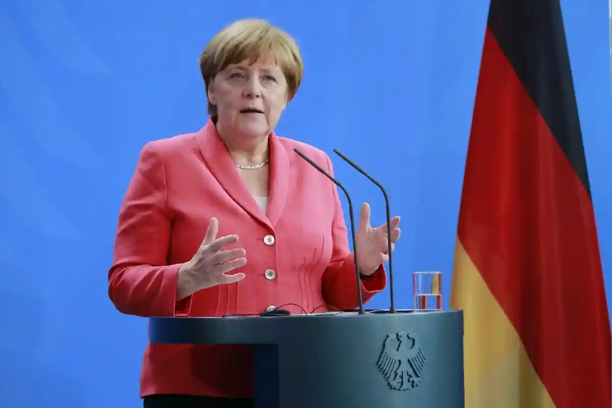 В качестве посредника Меркель могла бы вести мирные переговоры в качестве спецпредставителя ООН. Фото: 360b / Shutterstock.com