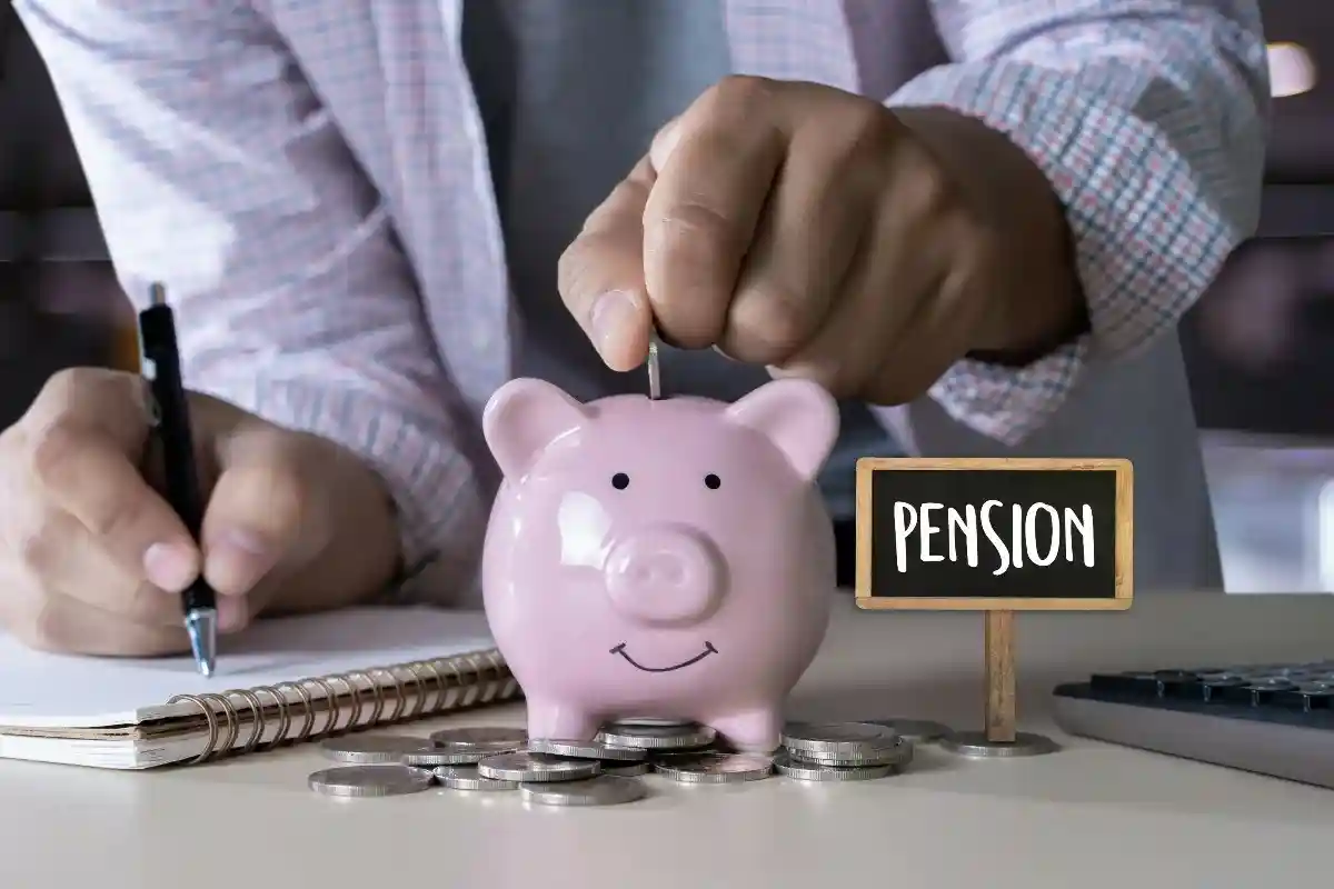 Установленный законом возраст выхода на пенсию в Германии составляет 65,5 лет. Это выше среднего по всей Европе. Фото: one photo / Shutterstock.com 