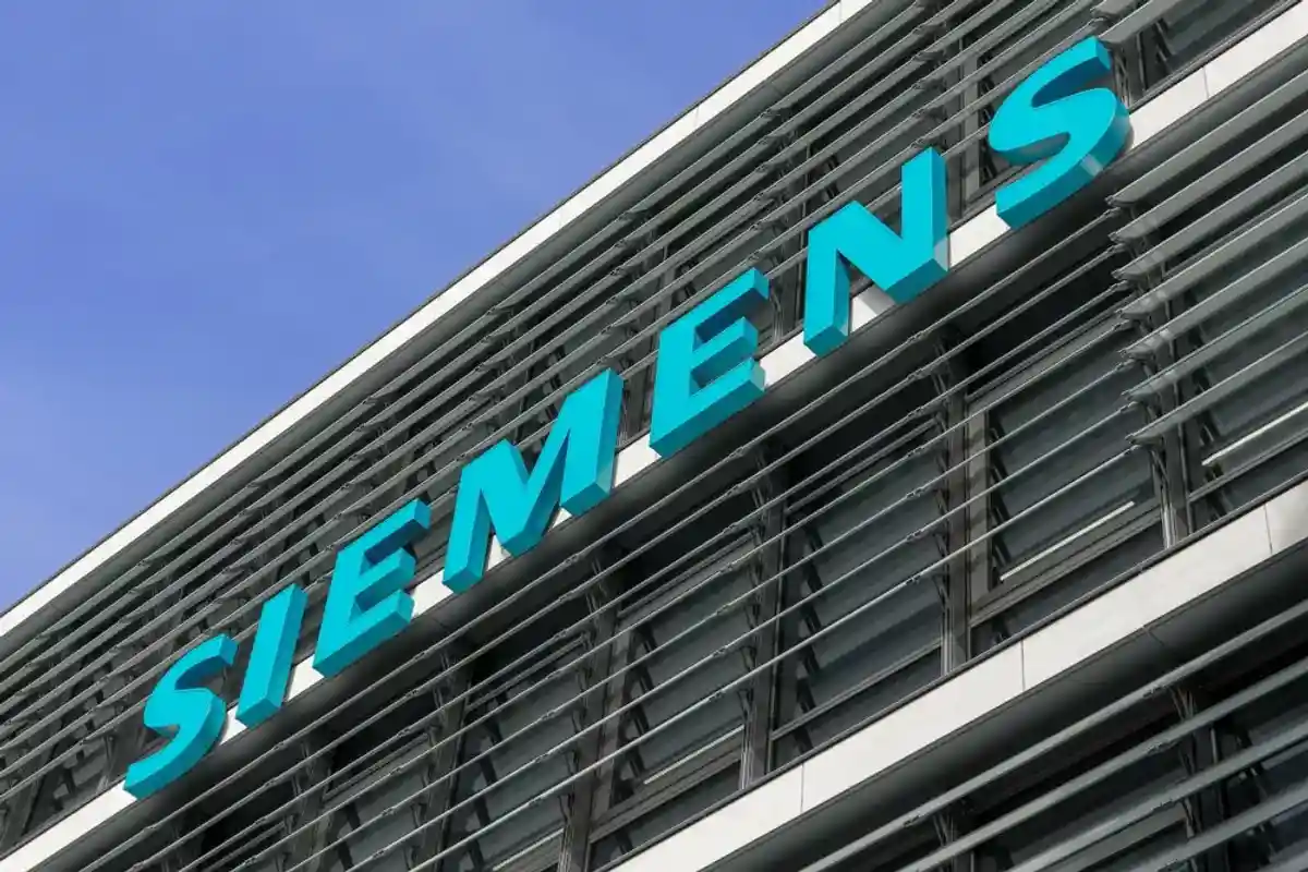 Год для Siemens начался хорошо, но есть проблема с поставками. Фото: Robert Fruehauf/Unsplash.com