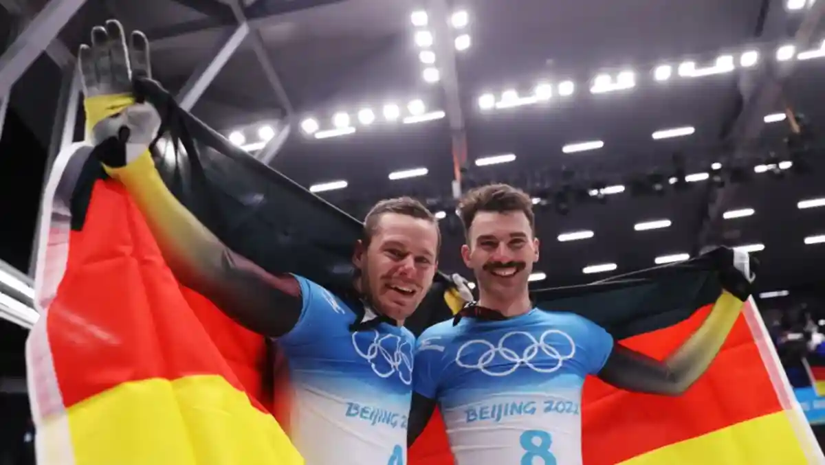 Золото и серебро сборной Германии в скелетоне.