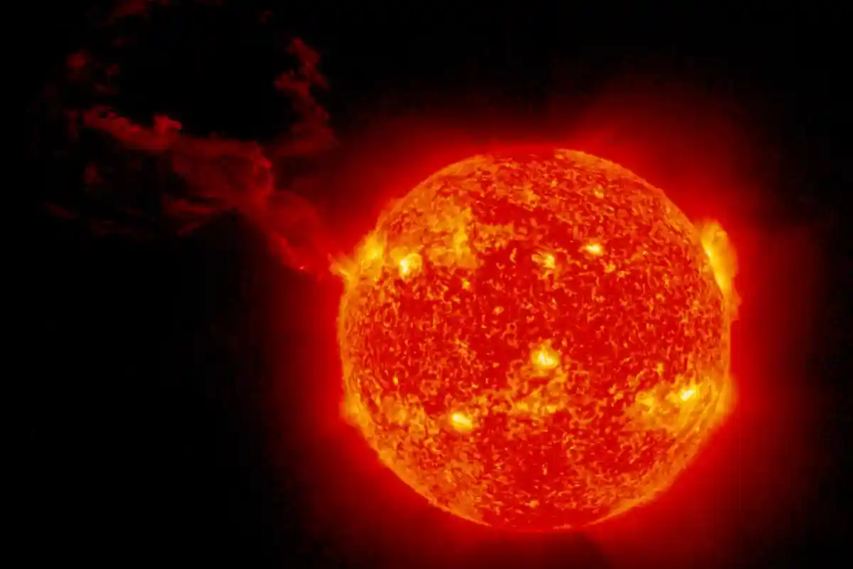 Солнечная мега-вспышка. Фото: @ESASolarOrbiter / twitter