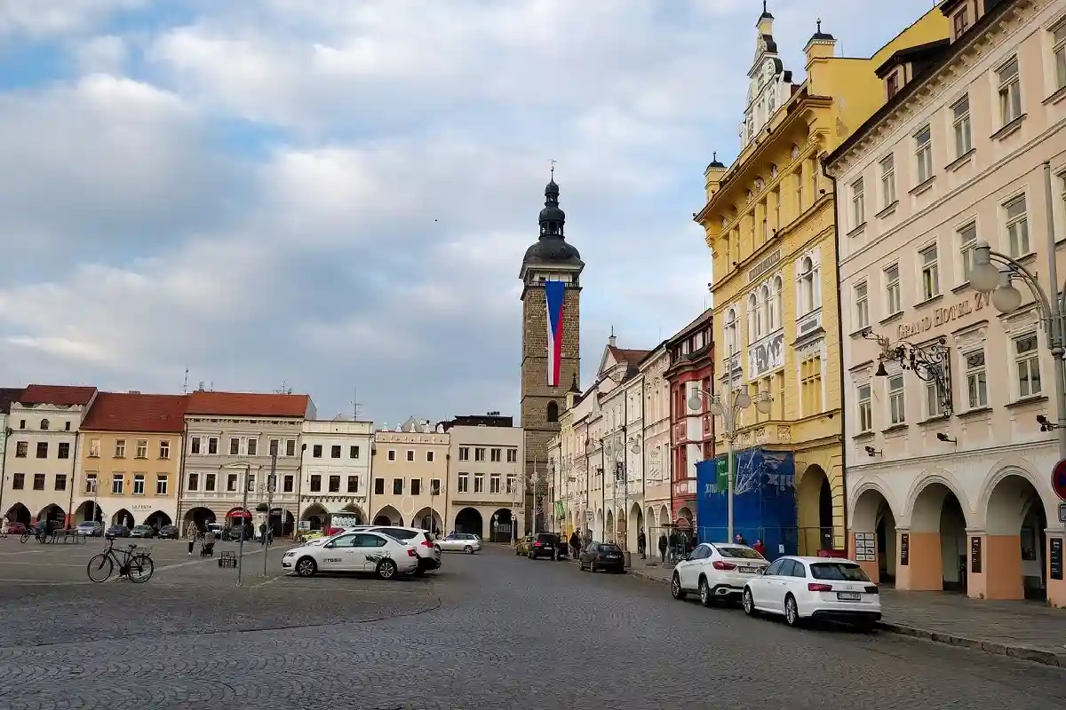 Отпуск без Праги: Чехия прекращает выдачу виз россиянам
