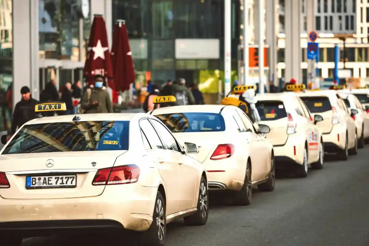 Такси в Европе: 8 лучших приложений