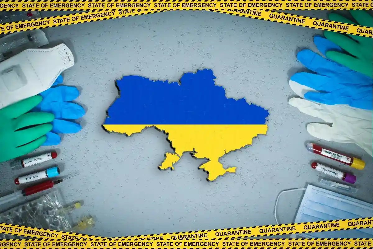 На Украине до 31 марта 2022 года действует так называемый «адаптивный карантин». В зависимости от местоположения области классифицируются по цвету. Фото: mustafaclk / Shutterstock.com