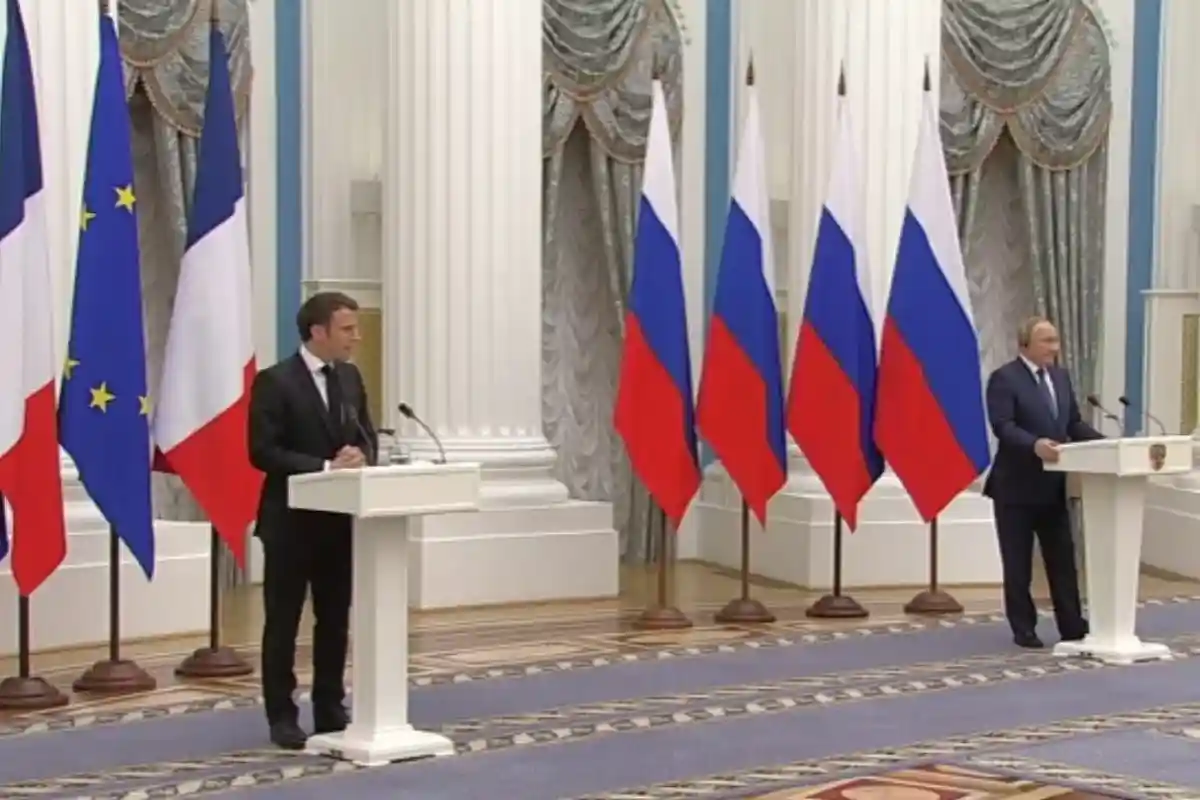Встреча Путина и Макрона. Фото: rianru / twitter.com