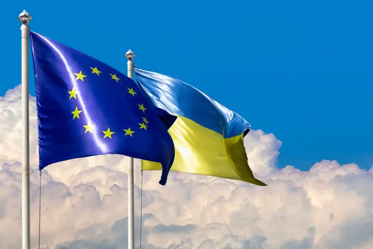 Вступление Украины в ЕС. Фото: Repina Valeriya / shutterstock.com