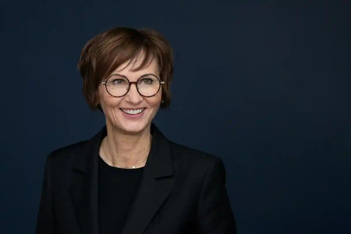 Министр образования Германии хочет нанять украинских учителей, педагогов-пенсионеров и студентов